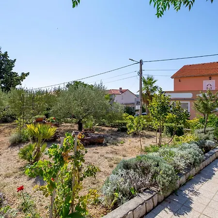 Lovely In Barbat * Barbat na Rabu