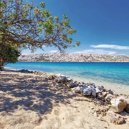 Lovely In Barbat בית נופש *