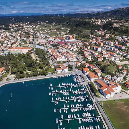 Lovely In Barbat Barbat na Rabu